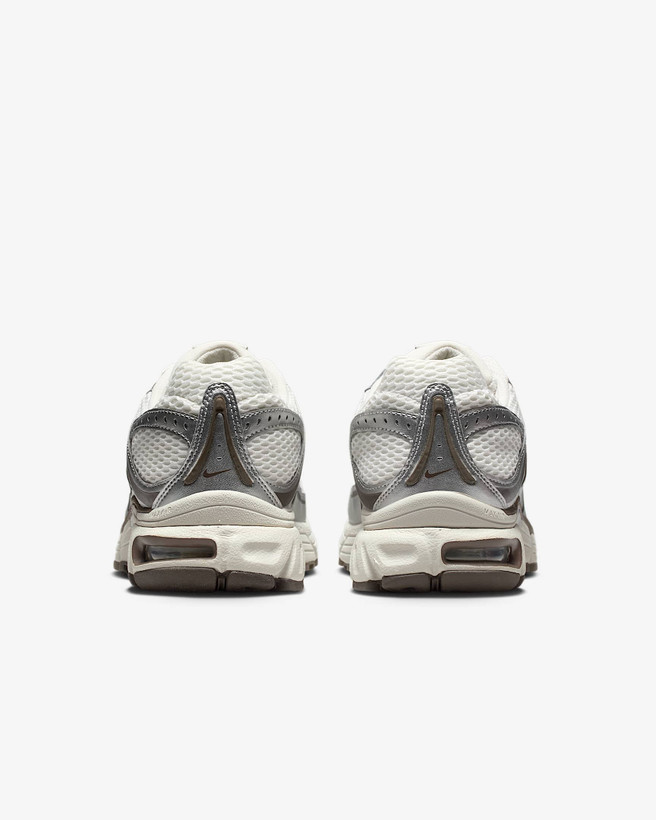 کتونی روزمره زنانه Nike Air Max Moto 2K برند Nike (نایک)