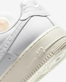 کتونی روزمره زنانه Nike Air Force 1 Low Premium برند Nike (نایک)