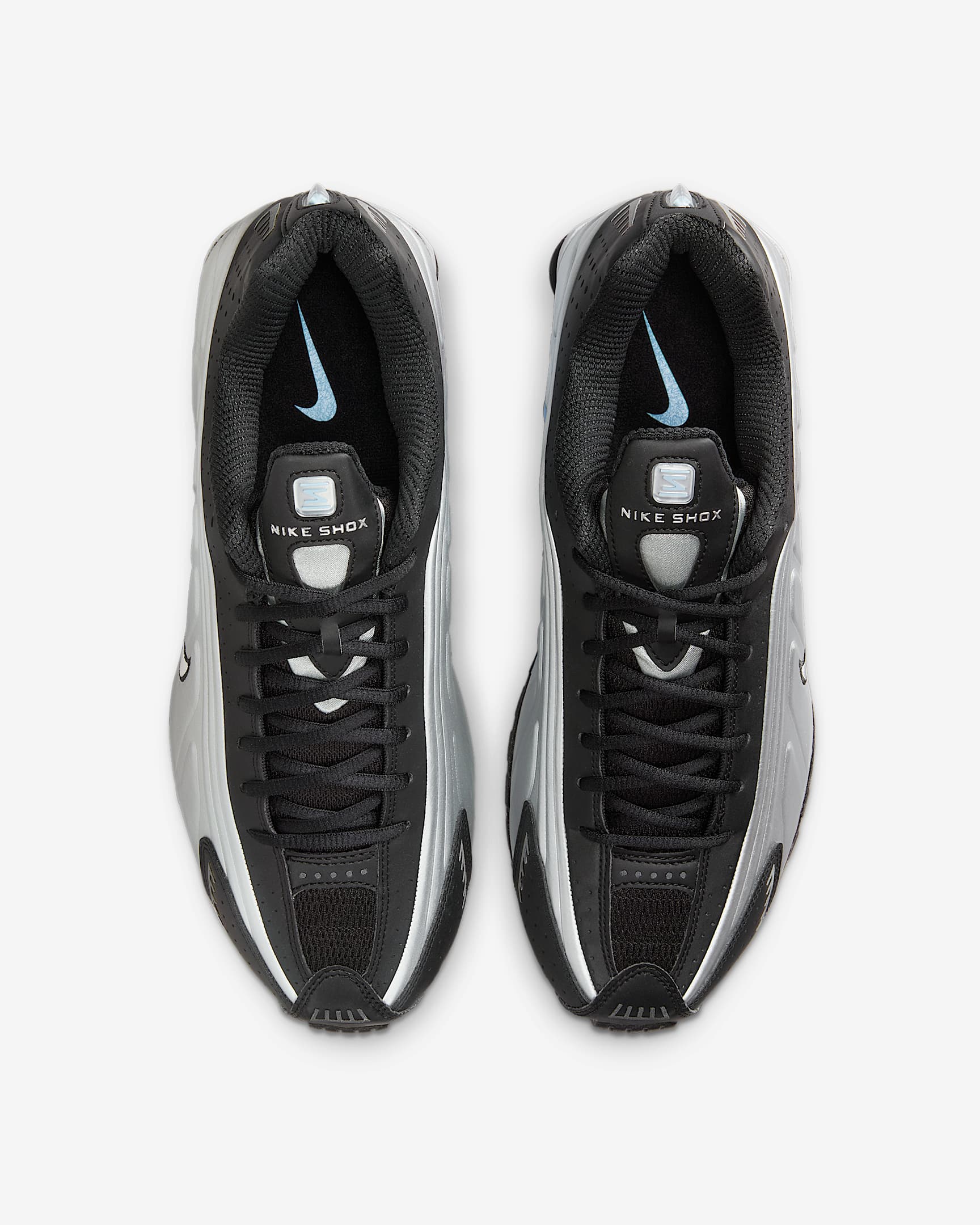 نقره‌ای فلزی