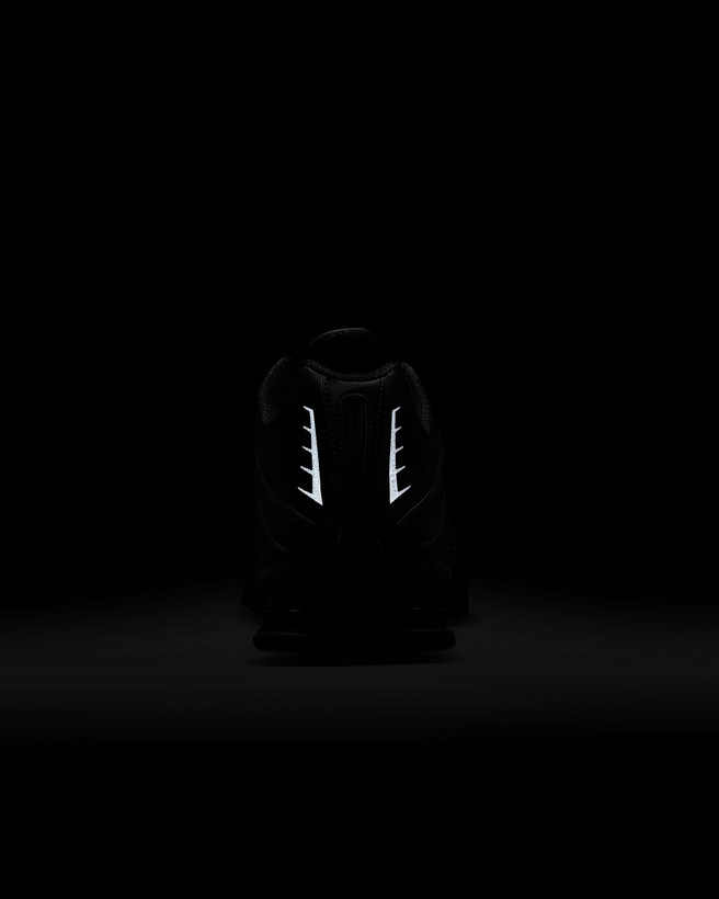 کتونی روزمره کفش مردانه Nike Shox R4 برند Nike (نایک)