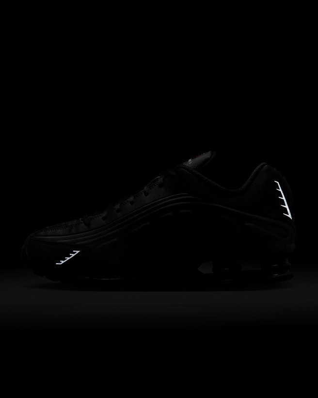 کتونی روزمره کفش مردانه Nike Shox R4 برند Nike (نایک)