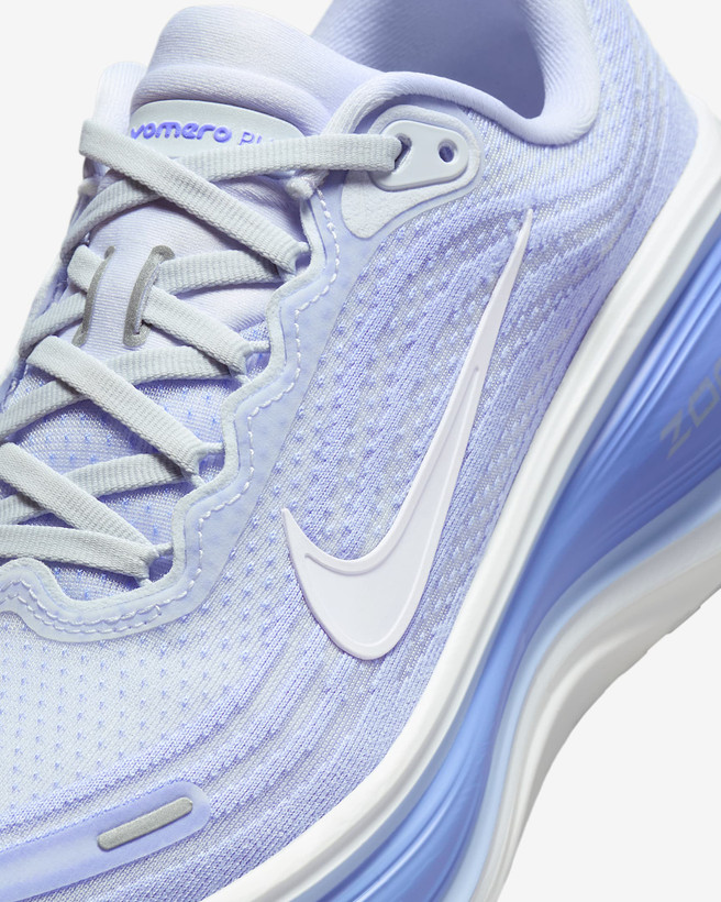 خاکستری فوتبالی