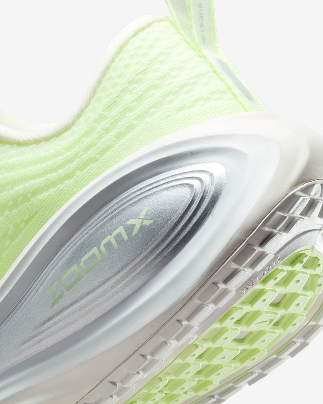 کتونی روزمره کفش مردانه Nike Vomero Plus برند Nike (نایک)