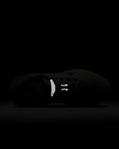 کتونی روزمره کفش مردانه Nike Vomero Plus برند Nike (نایک)