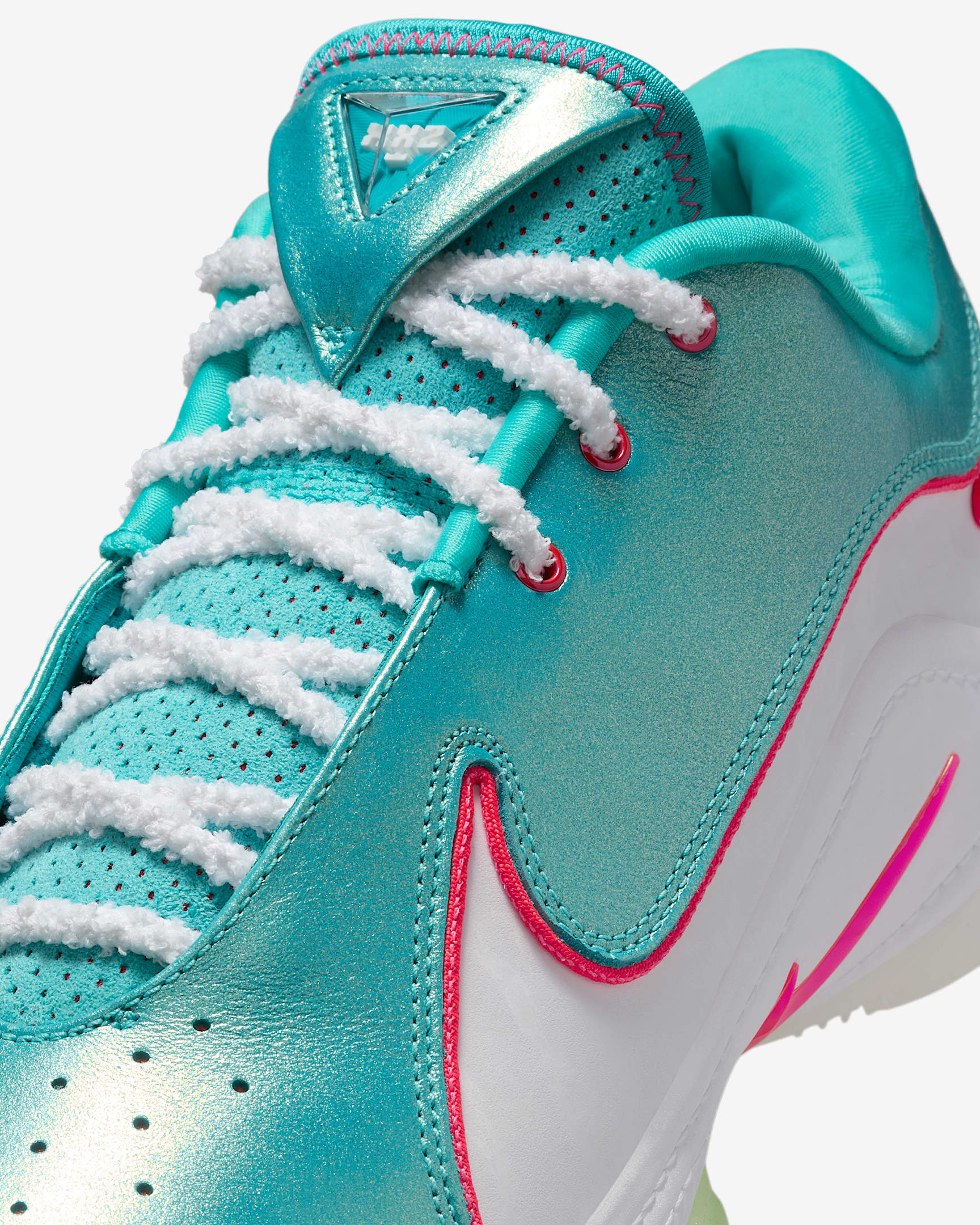 کتونی روزمره کفش مردانه LeBron XXII "Limelight" برند Nike (نایک)