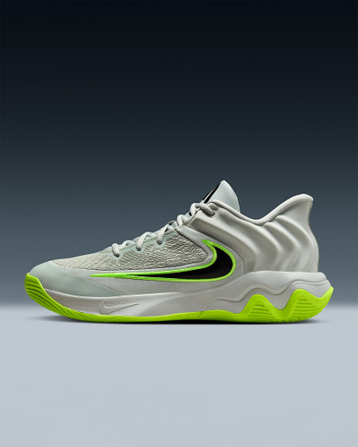 نقره ای روشن