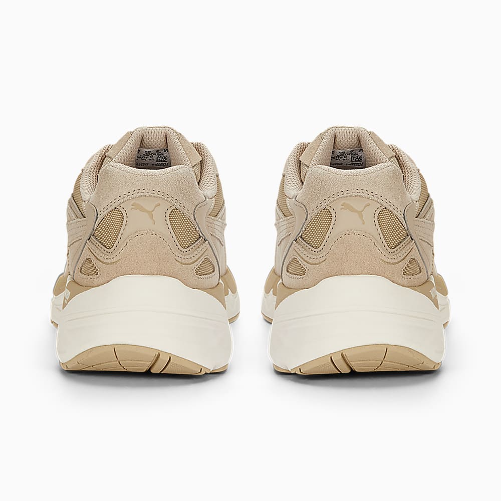 آلموند زنبقی